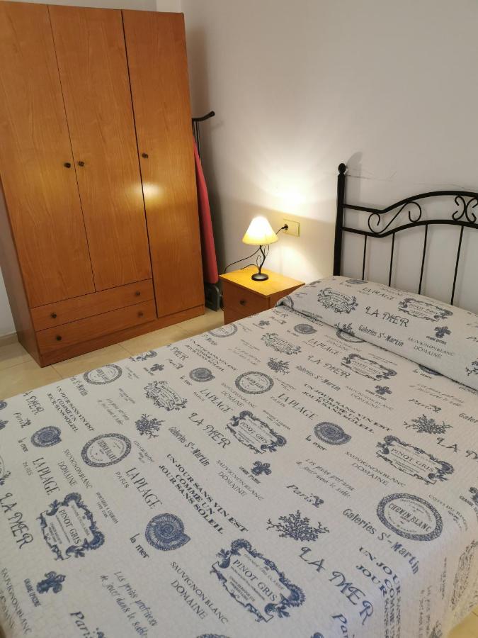 Hostal Residencia Celma Sant Carlos de la Ràpita Extérieur photo